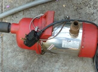 SteelPump with Red Caps in the UK